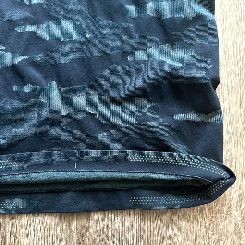 Athleta Speedlight Seamless Camo Tank‎ Top Black Size XS - Picture 3 of 4